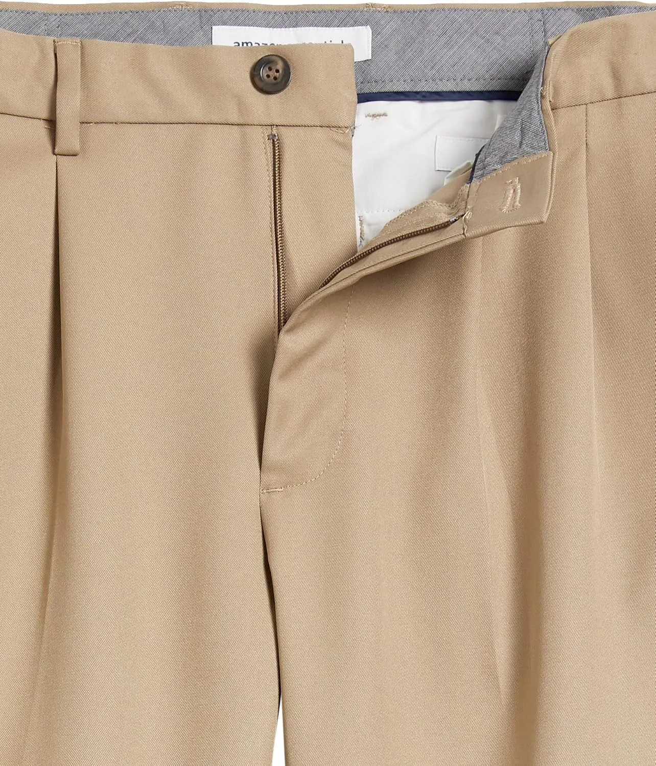 Amazon Essentials Men's Classic-Fit Expandable-Waist Pleated Dress Pant