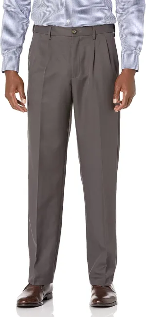 Amazon Essentials Men's Classic-Fit Expandable-Waist Pleated Dress Pant