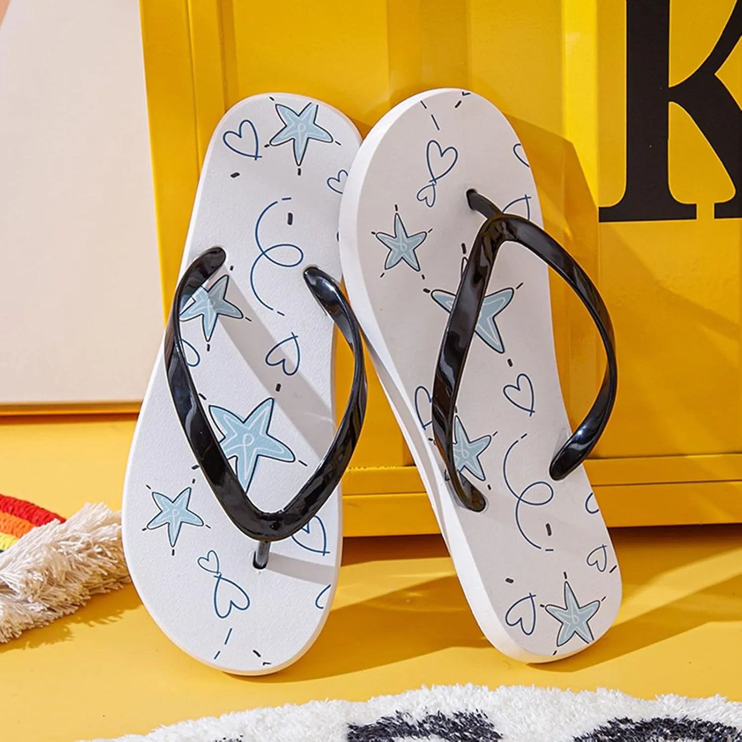 Flip Flops for Women with Arch Support Men And Women Flat Sandals Fashion Beach Clip Toe Herringbone Slippers Breathable Non Positioning Printing Slippers