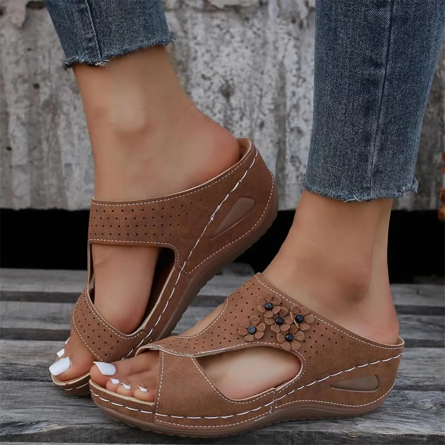 Ladmiple Womens Sandals Comfortable Walking Dressy Orthopedic Slippers Arch Support Orthotic Flip Flops Summer Beach Slides