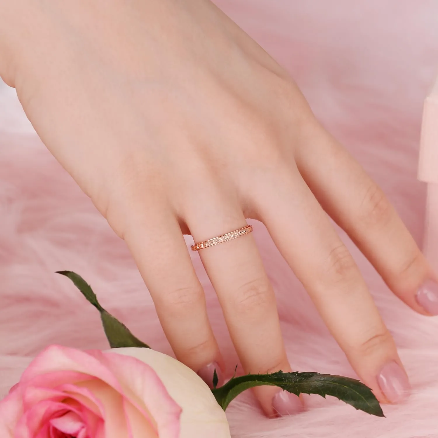 Meissa Dainty Thin Stacking Rings for Women Girls Hammered Rose Gold Ring Minimalist Non-Tarnish Simple Stackable Index Midi Finger Ring, Rose Gold, Size 5.5