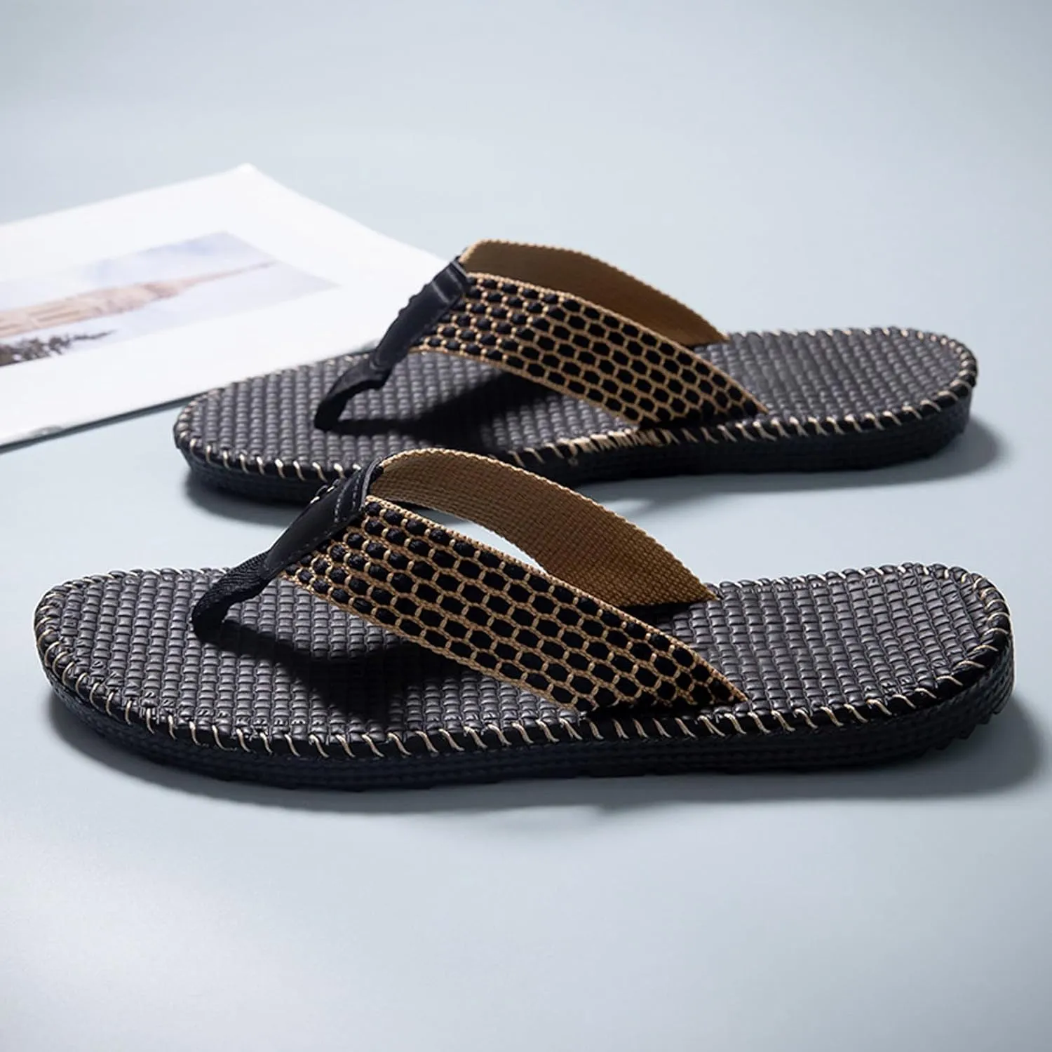 Mens Summer Casual Slippers Indoor Comfortable Slippers Non Slip Flat Flip Flops for Men Soft Sole Thong Sandals with Soft Straps Mens Vacation Beach Shoes Lightweight Fashion Simple Sandals