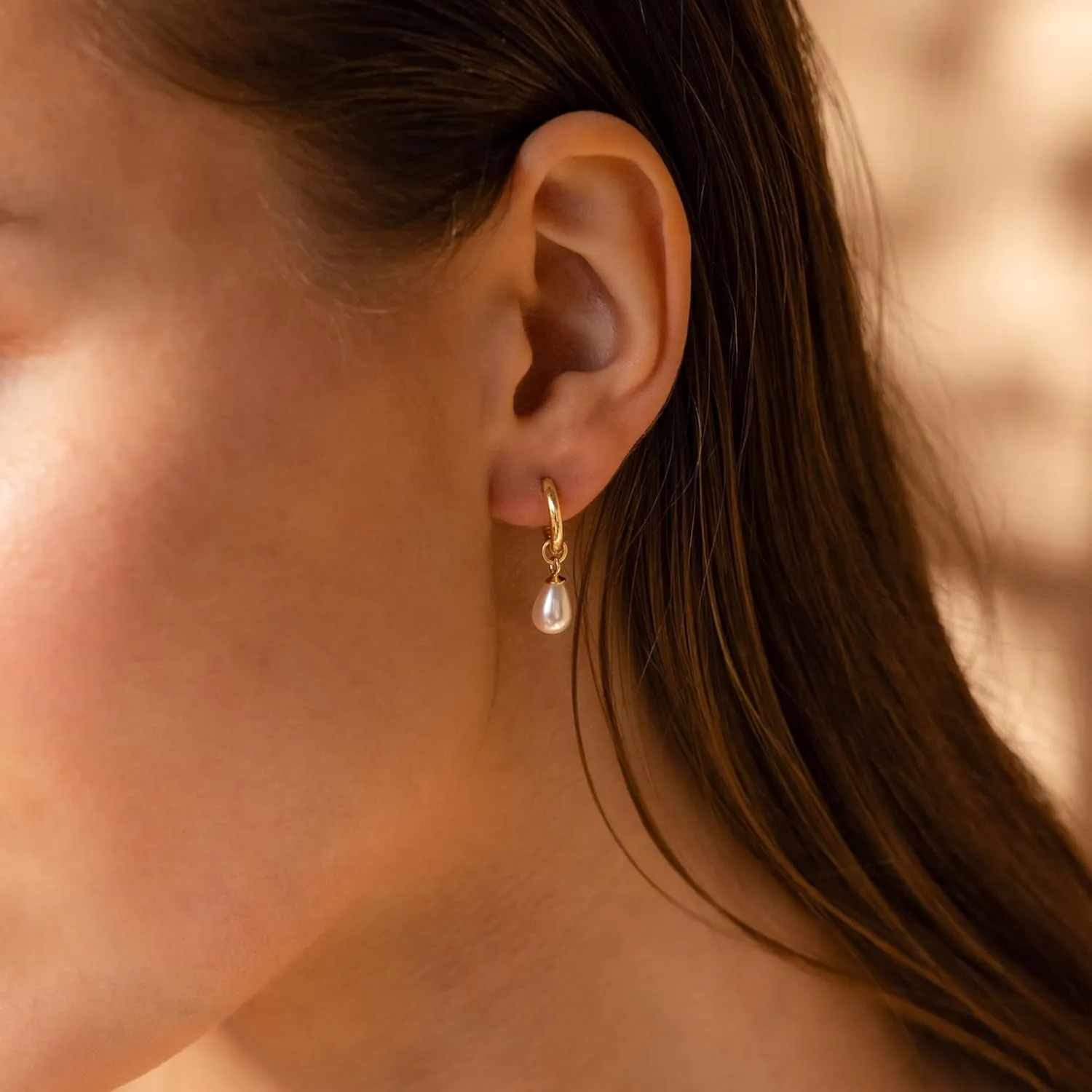 Pearl Earrings for Women Trendy, Gold Pearl Hoop Earrings for Women 14K Gold Plated Pearl Hoop Huggie Drop Earrings Wedding Jewelry Gifts for Women