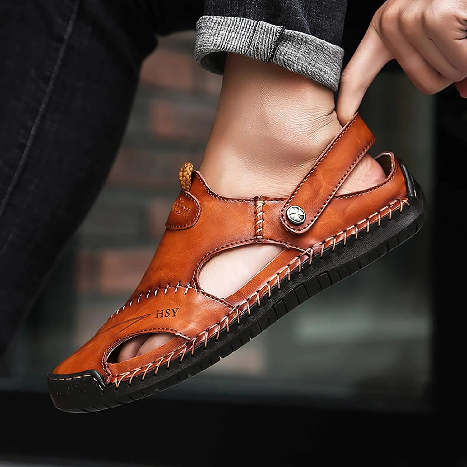 Summer Sandals for Men 2025 Retro Close Toe Beach Sandal Hollow Athletic Slip-on Roman Casual Shoes Vacation Footwear