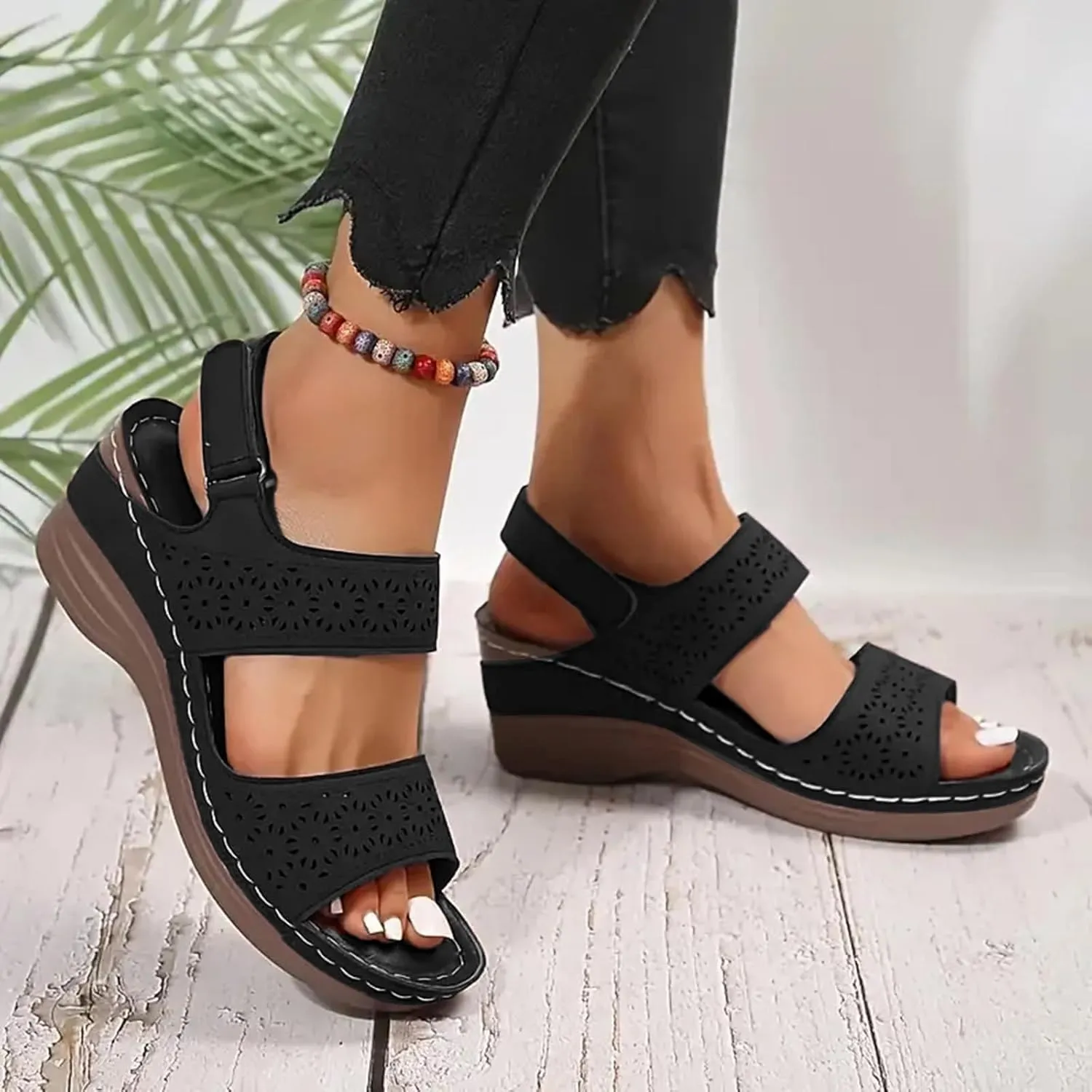 Womens Comfortable Open Toe Crisscross Straps Slip on Wedge Sandals Orthopedic Dressy Walking Casual Beach Low Slingback Sandal Wedges Retro with Adjustable Hook Loop Platform Arch Support