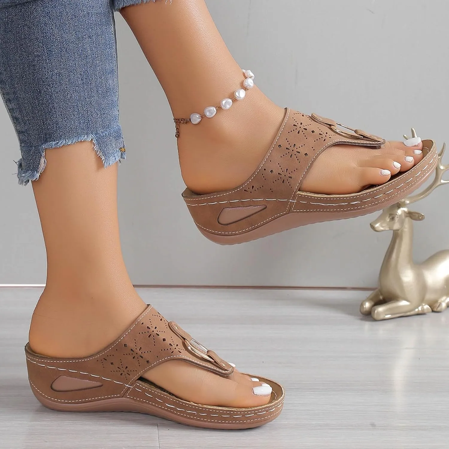 Women's Orthotic Cushion Flip Flops Recovery Walking Sandals for Women Comfortable Foot Arch Supports Plantar Fasciitis Bunion Wedge Slide Dressy Summer Slip on Slides Slippers Metal Beach Shoes