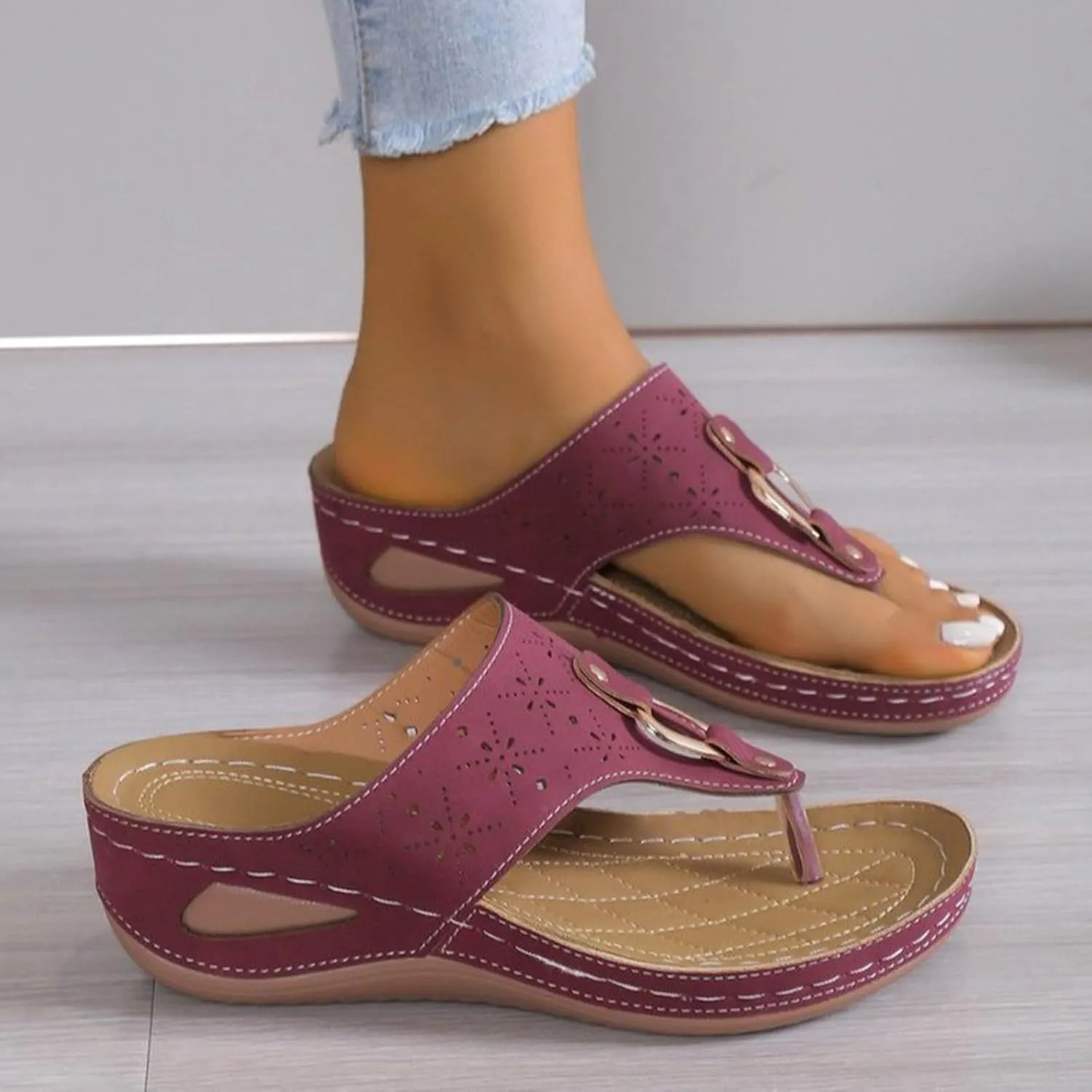 Women's Orthotic Cushion Flip Flops Recovery Walking Sandals for Women Comfortable Foot Arch Supports Plantar Fasciitis Bunion Wedge Slide Dressy Summer Slip on Slides Slippers Metal Beach Shoes
