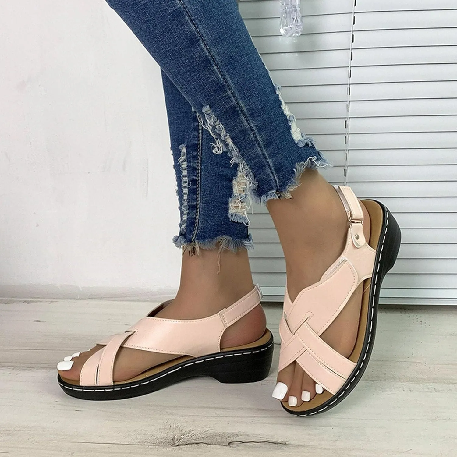 ZSpzx Women's Orthopedic Arch Support Sandals Comfortable for Women Foot Plantar Fasciitis Bunion Slide Open Toe Crisscross Straps Slip On Dressy Summer Adjustable Walking Casual Orthotic Beach Shoes